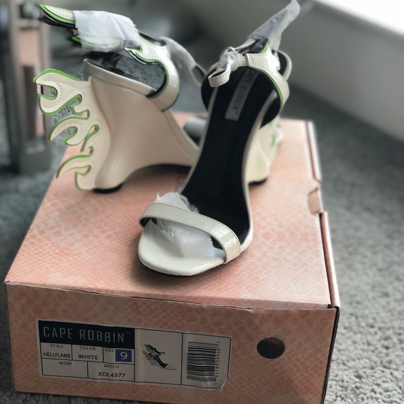 cape robbin flame heels
